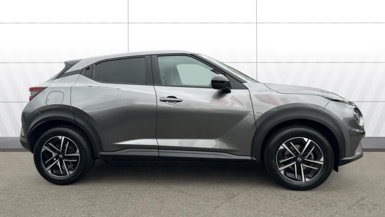 Nissan Juke 1.0 DiG-T N-Connecta 5dr DCT Petrol Hatchback